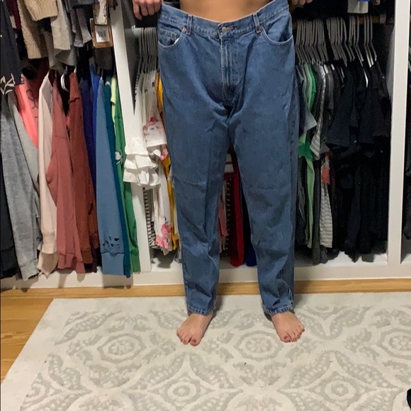 ♥️ Old navy 18 regular jeans (MOM JEANS) ♥️ - Picture 2 of 2